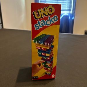 Uno Stacko